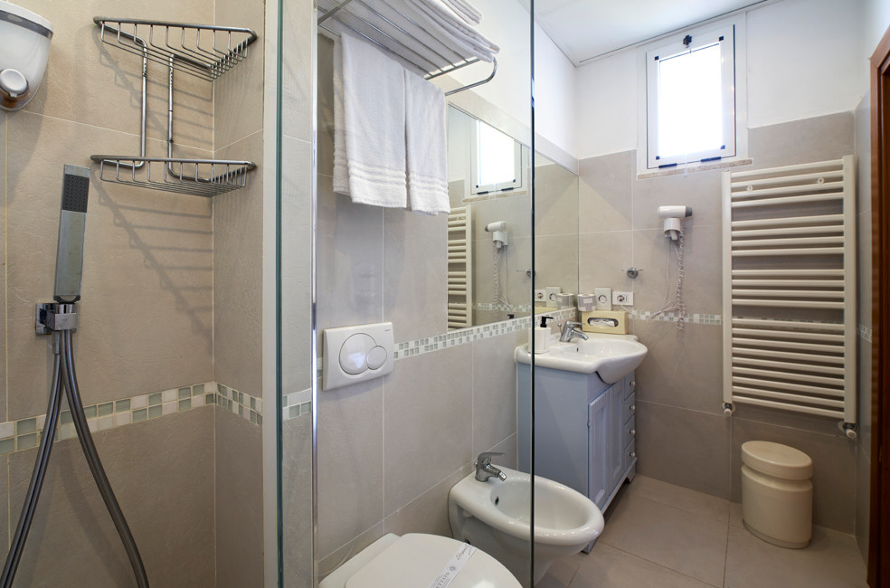 media.Suite-Frontemare_4Hotel-Estate-Torre-Pedrera