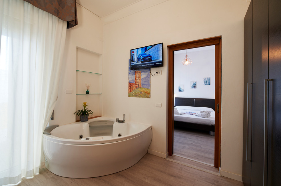 media.Suite-Frontemare_7Hotel-Estate-Torre-Pedrera