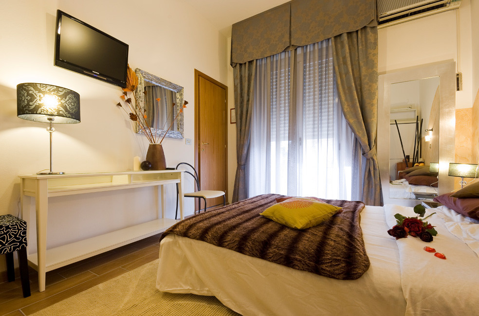 media.Camere-FamilySuite_1Hotel-Estate-Torre-Pedrera