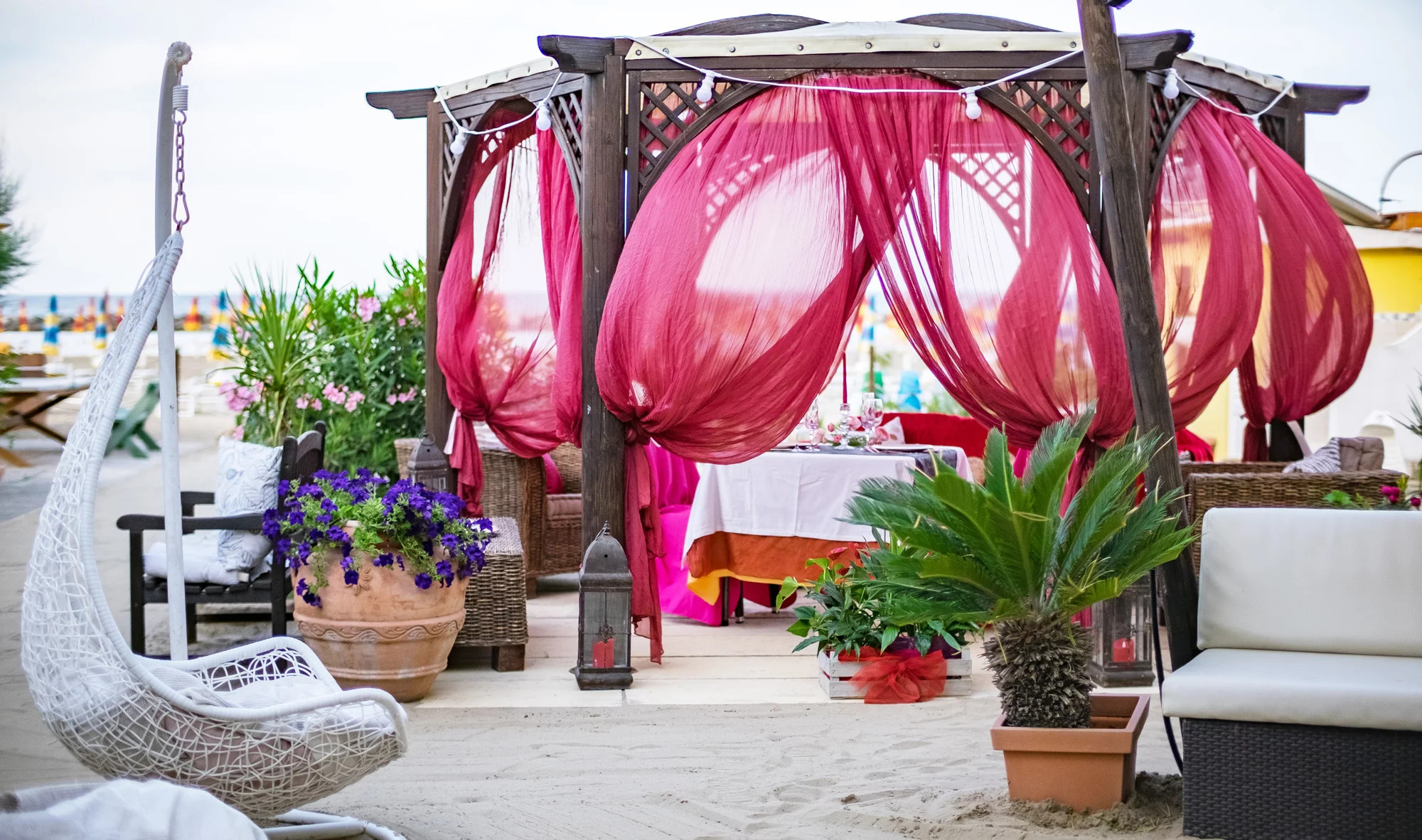 media.Slide-RistoranteBar_1Hotel-Estate-Torre-Pedrera